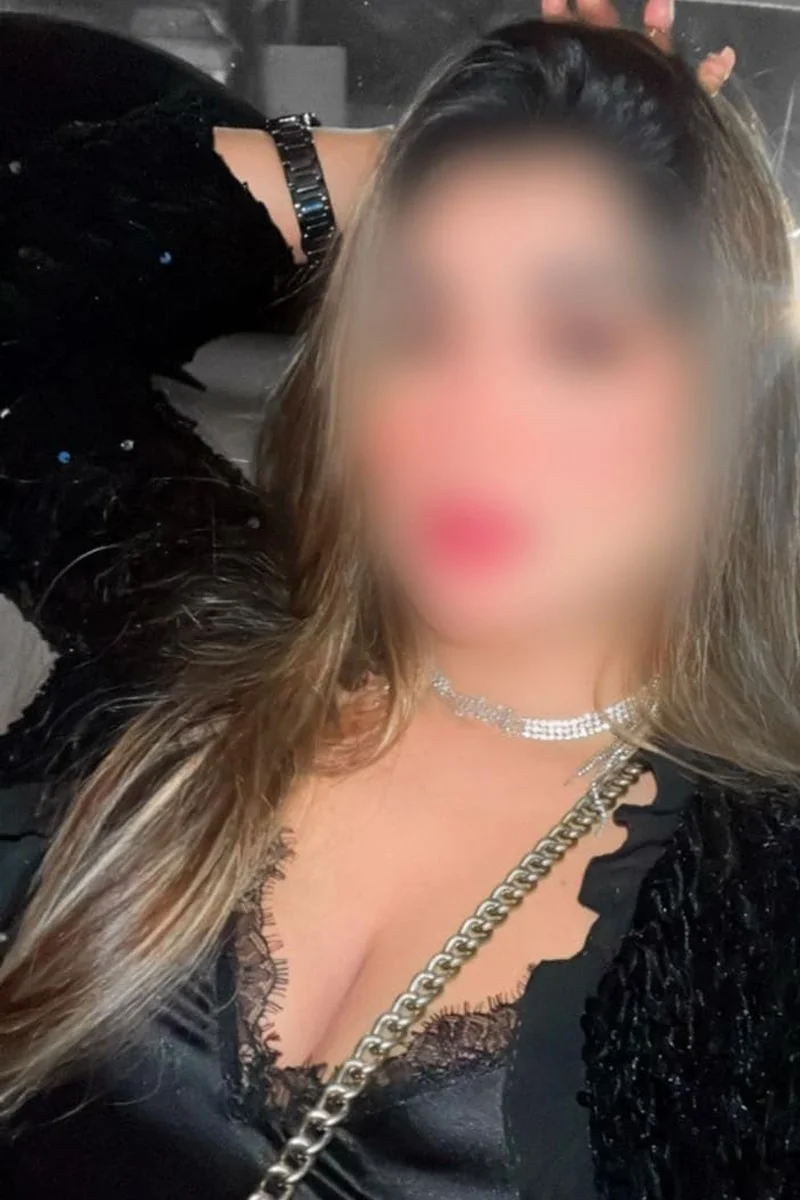 Twinkle Escorts Call Girl Ananya